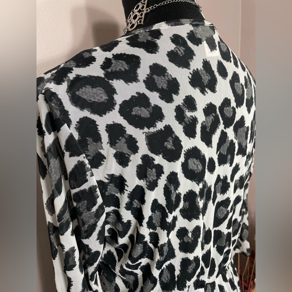 Leopard Print Cover Up - Picture 6 of 10